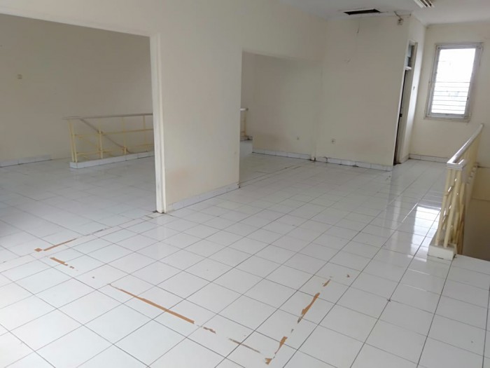 Ruko disewakan di Notredame Deltamas Cikarang Pusat